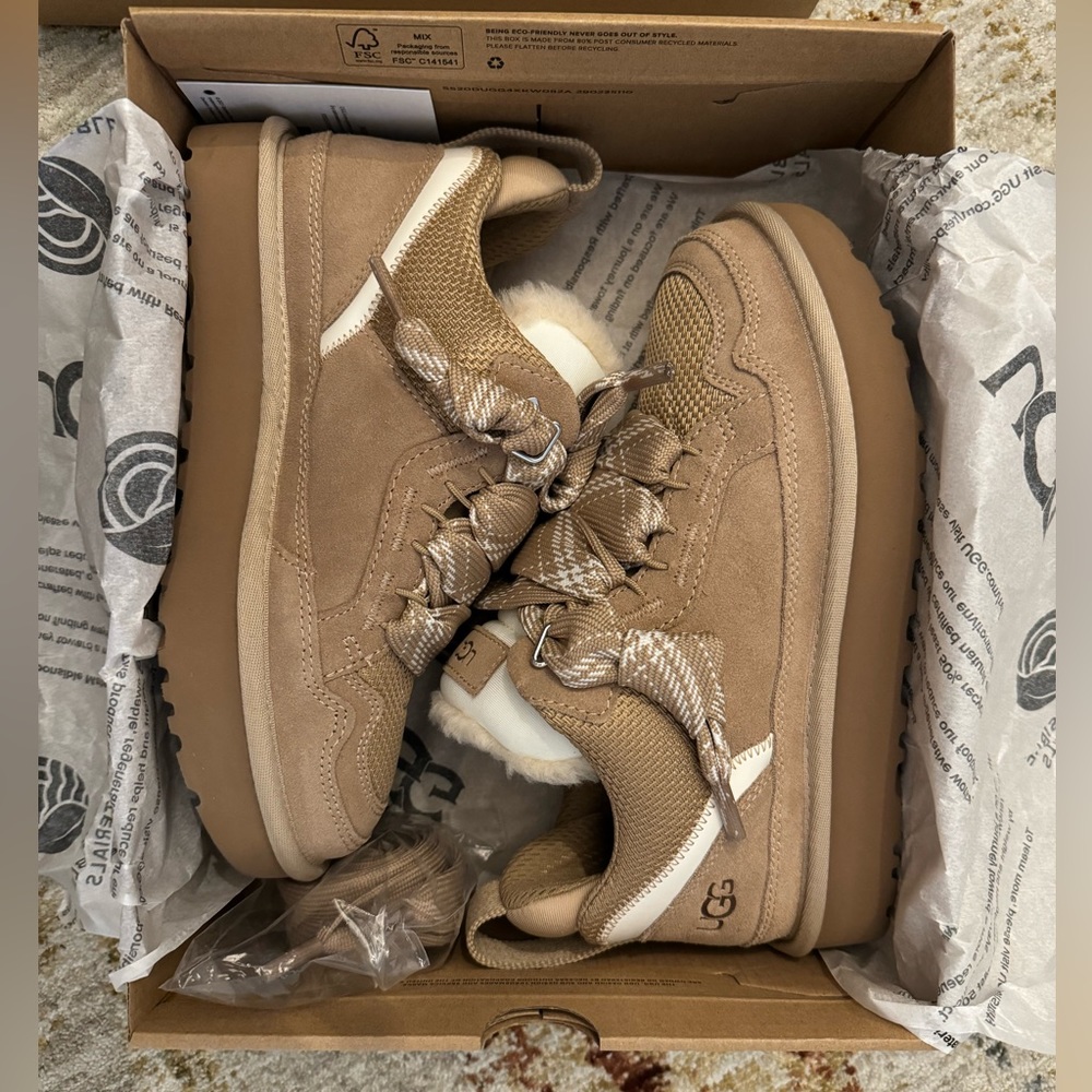 UGG Lowmel